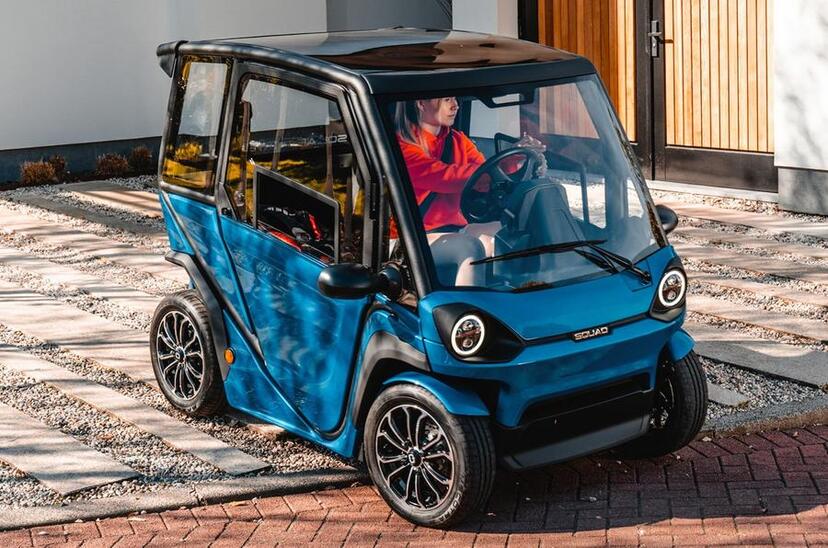 軽 より小さい超小型ev 太陽光で走る2人乗り四輪車 欧州価格は約85万円 オランダの新興企業が開発 ニコニコニュース