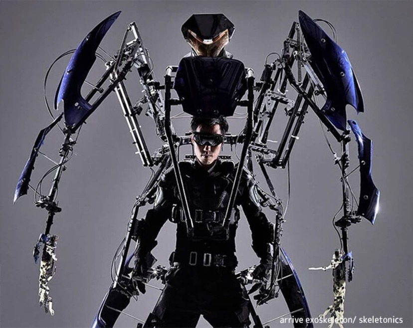 日本の巨大外骨格ロボット「スケルトニクス」のSF的ルックスが海外で