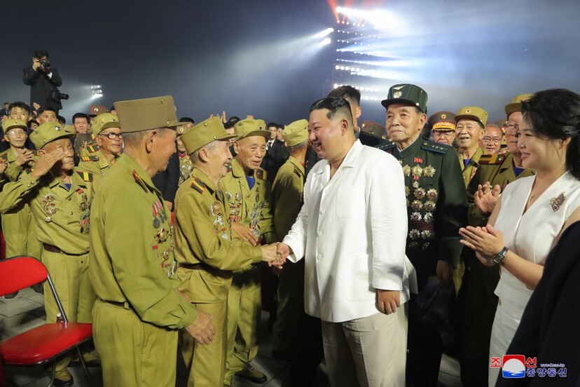 北朝鮮軍 人民軍 精密複製品 現用 兵士用 戦士帽 58センチ 未使用品 北朝鮮軍 人民軍 精密複製品 現用 兵士用 戦士帽 58センチ 未