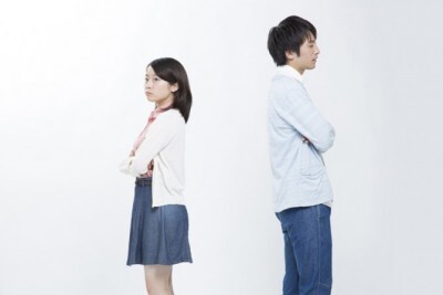 女子の本音が炸裂 年上彼氏に幻滅した瞬間4選 ワインリストが読めるフリ ニコニコニュース