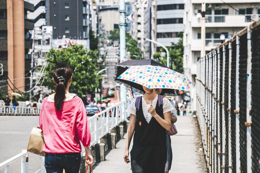 【心配】2100年の東京の最高気温は夏が42℃、真冬でも26℃の夏日に！日本の過酷な未来【予想】