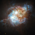 世界初!108億光年先の遠方宇宙で「二重クエーサー」を発見!ネット・科学もっと見る
