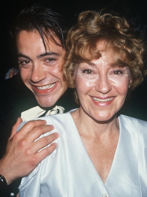 ロバート ダウニー Jr 母親が死去 フェイスブックで母への思いを明かす ニコニコニュース