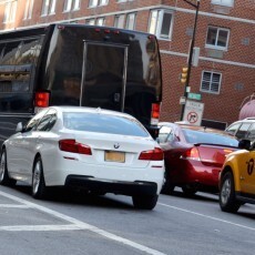 どうしてる 車を運転している時の ありがとう のやり方 ニコニコニュース