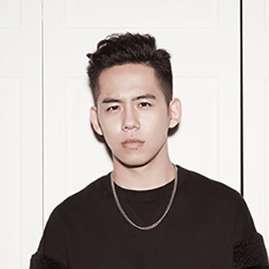 清水翔太 期間限定配信の Snow Smile Mvに小松菜奈が出演 ニコニコニュース