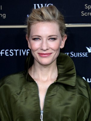 プリンセス映画悪役の真打ち シンデレラ のケイト ブランシェットが怖い ニコニコニュース