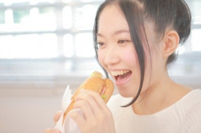 妊娠だけじゃない 甘い 辛い すっぱい ものを無性に食べたくなるのはなぜ ニコニコニュース