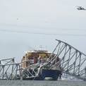 「恐ろしすぎる」米・ボルチモアの橋にコンテナ船が衝突　映像に映った“崩落の瞬間”に日本でも衝撃(3コメント)
