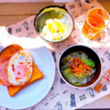朝の定番「ハムエッグトースト」に「お味噌汁」!? 桜海老・アスパラガス・春レタスで野菜を手軽に補充(New!!)