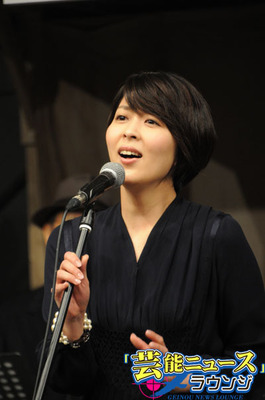 松たか子 第1子女児出産 手書きのメッセージで発表 ニコニコニュース