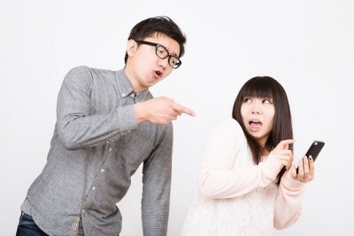 バレたら即サヨナラ 彼女が元彼と連絡を取っていたらどうする ニコニコニュース
