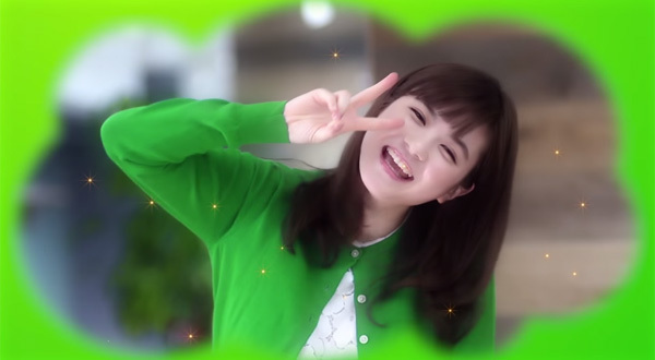 ドコモの自虐炎上cmに出演している Line役の女の子 が可愛すぎる 動画 ニコニコニュース ドコモの自虐炎上cmに出演している Line役の女の子 が可愛すぎる 動画 ニコニコニュース
