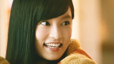 小島瑠璃子が犬の着ぐるみ姿でキュートなポーズ ニコニコニュース