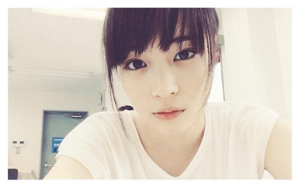 広瀬すずが可愛すぎる自撮り写真がネット上で話題に お姉ちゃんそっくり ニコニコニュース