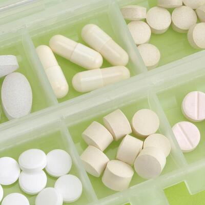 薬剤師に聞いてみた 使用期限を過ぎた薬を飲むとどうなるの ニコニコニュース