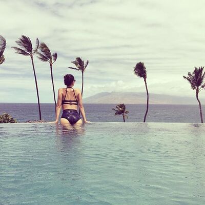 水着姿の長谷川潤のお尻に視線注目 ハワイでのショットにコメント多数 写真2枚あり ニコニコニュース