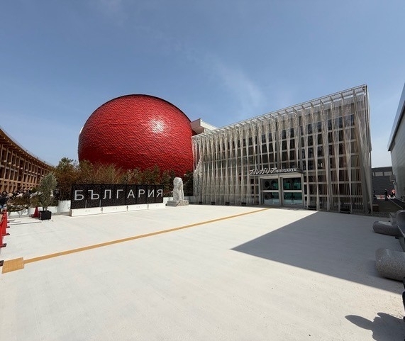 大阪關西世博會保加利亞館,由大和房屋工業(Daiwa Lease)與小林浩人建築設計事務所(Kobayashi and Maki)共同設計