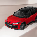 トヨタ新型『RAV4』初公開　デザイン刷新、PHEVは最大304馬力に強化　年度内発売へ(New!!)