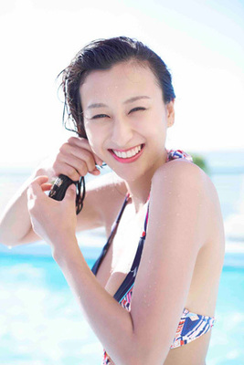 豊胸疑惑にまさか とビックリの浅田舞 サイズは ご想像にお任せします 笑 ニコニコニュース 豊胸疑惑にまさか とビックリの浅田舞 サイズは ご想像にお任せします 笑 ニコニコニュース