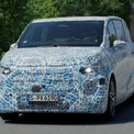 メルセデス・ベンツ　新型高級ミニバン『VLE』のテスト車両公開　2026年発売へ(New!!)