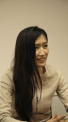 この子胸当たってるの気づいてないのかな ドキドキ アラサーちゃん 峰なゆかインタビュー 後編 ニコニコニュース