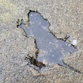 コンクリートに残された「ネズミの穴」の正体が、科学の力によってついに明らかに！(New!!)