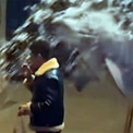 ここは禁煙じゃい！シロイルカがタバコに火をつけた男性に水しぶきを浴びせる(2コメント)