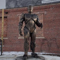 デトロイトに「ロボコップ像」が建つ、15年の月日を経て完成(1コメント)