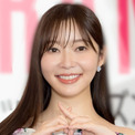 指原莉乃“王道”赤チェックのミニスカ衣装でピース「やっぱり脚きれい〜！」「アイドル莉乃ちゃん最強」の声(New!!)
