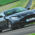 今ならBMW M2のご予算で　アストン マーティン DB11　ゲームチェンジャー級の完成度【UK中古車ガイド】(New!!)