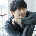 津田健次郎、“戦友”と呼ぶ年下俳優　大河ドラマ『べらぼう』共演時には話題に「気恥ずかしい気持ちも…」(New!!)