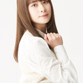 リボン＆ミニスカートのガーリースタイル公開、声優・前田佳織里に「黒にピンクは最強」「頭から足までリボン」(New!!)