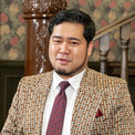 令和ロマン・松井ケムリ、“セレブの苦労”を明かす「芸歴1年目なのに、吉本の偉い人が父にヘコヘコして…」＜CELEB SECRET＞(New!!)