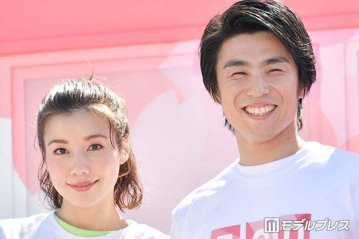 仲里依紗 中尾明慶 直筆 サイン 色紙 夫婦寄せ書き
