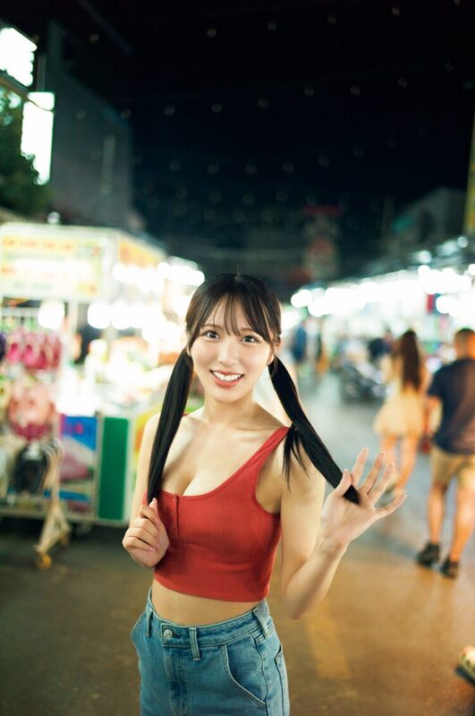 ≒JOY逢田珠里依1st写真集が本日発売、新規カット3枚公開 | ニコニコ