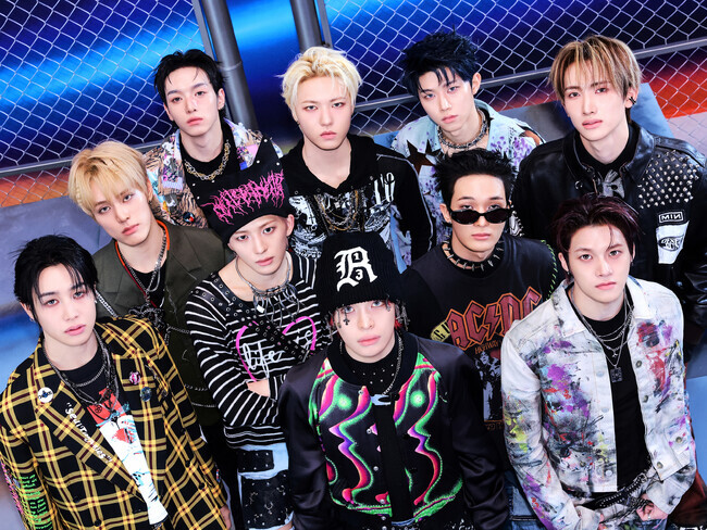 xikers サイコス サノク 10回 出席　直筆サイン トレカ　ユジュン 韓国10人組ボーイズグループxikers (サイカース) 8TH MINI ALBUM