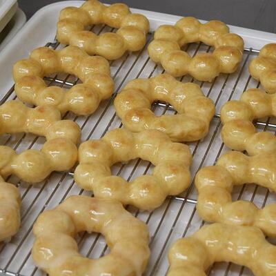 ミスド史上最もおもち過ぎる のびのびポン デ リング を食べてきた ニコニコニュース