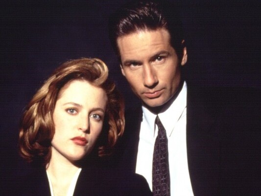 X ファイル モルダー スカリー 10代の2人を描く小説出版へ ニコニコニュース