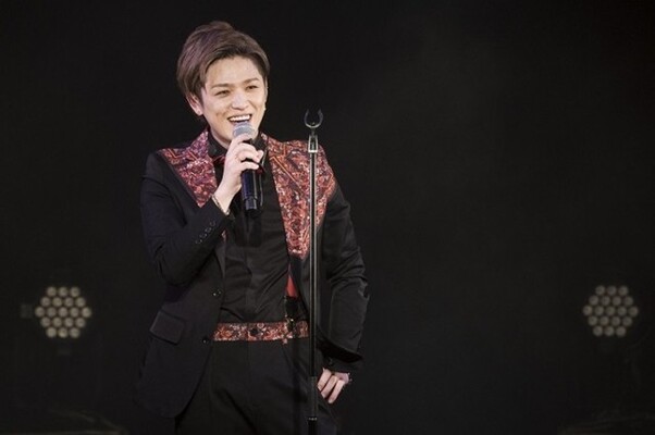 a末吉秀太 ユーモアと感動に溢れたソロ初イベントが大盛況 ニコニコニュース a末吉秀太 ユーモアと感動に溢れたソロ初イベントが大盛況 ニコニコニュース