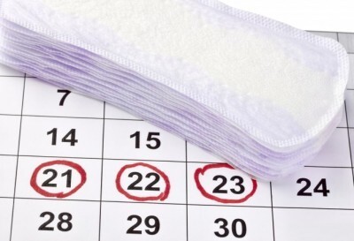 生理時に1日最高ナプキン何枚くらい使う 8割の女性が 10枚以下 と回答 2 3時間に1回替えれば十分 ニコニコニュース 生理時に1日最高ナプキン何枚くらい使う 8割の女性が 10枚以下 と回答 2 3時間に1回替えれば十分 ニコニコニュース