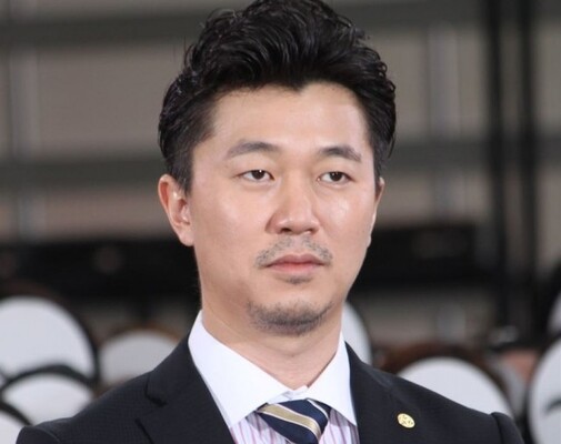 新井浩文の目的は何 毒島ゆり子 急展開に乱心の声続出 もう大混乱よ ニコニコニュース 新井浩文の目的は何 毒島ゆり子 急展開に乱心の声続出 もう大混乱よ ニコニコニュース