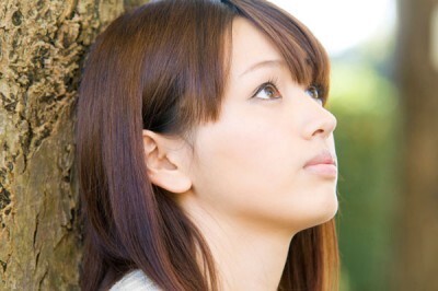 横顔vs正面 自信があるのはどっち 54 1 の女性が選んだのは ニコニコニュース