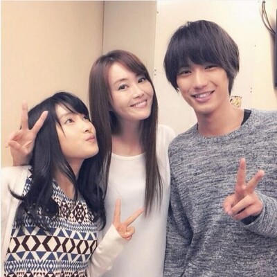 観月ありさ かわいい2人 福士蒼汰 土屋太鳳と3ショットでニッコリ ニコニコニュース
