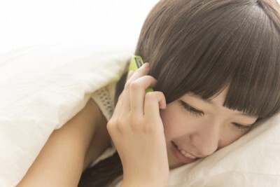 好きな子でもウザい 女性からの 深夜の電話 男性はどう思う ニコニコニュース