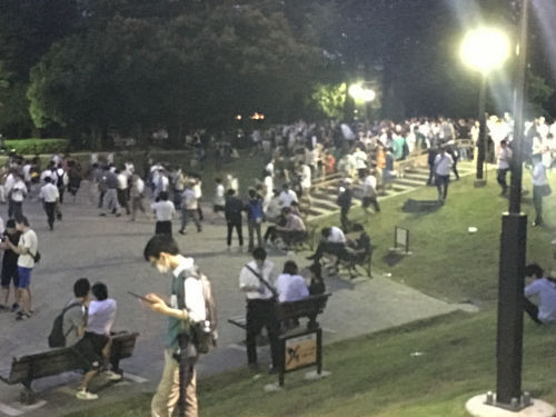 動画 ポケモンgo のミニリュウ確保に世田谷公園が異常事態 まるでお祭り状態 ニコニコニュース