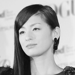 尾野真千子の 痔主 設定に 笑える 萌える 必要か と賛否両論 ニコニコニュース 尾野真千子の 痔主 設定に 笑える 萌える 必要か と賛否両論 ニコニコニュース