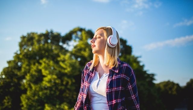 女子大生が一番共感できる西野カナの曲ランキング 3位会いたくて 会いたくて ニコニコニュース