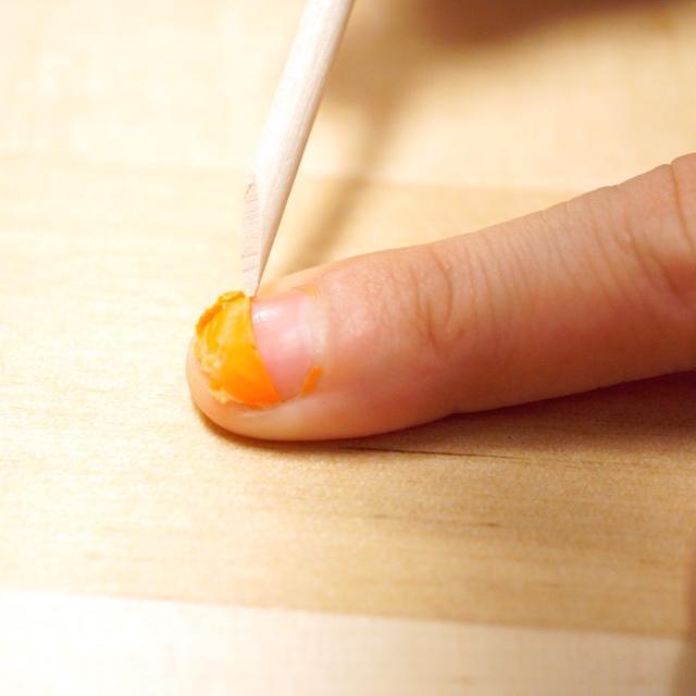 木工用ボンドを使って ネイルをはがしやすくする裏ワザ ニコニコニュース