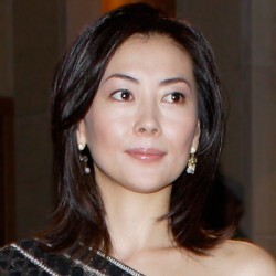 中山美穂の 平子理沙化 にファン騒然 頬に何か入れた と疑念の声 ニコニコニュース