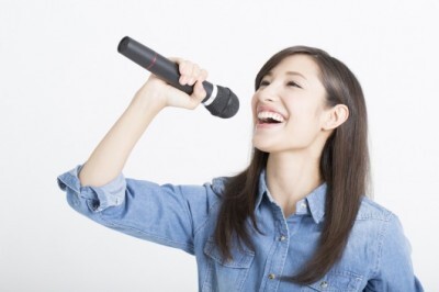 女性に歌ってほしい 男ウケするカラオケ曲 西野カナのほかは ニコニコニュース